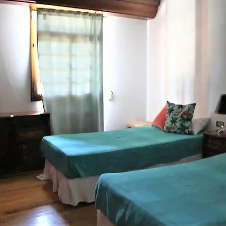 In Naron Near Pantin & Golf, Cleaning Included *