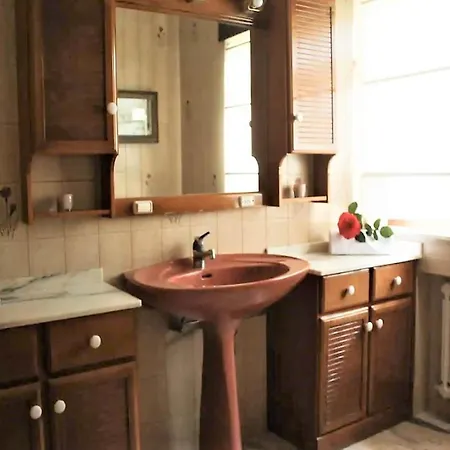 In Naron Near Pantin & Golf, Cleaning Included 别墅